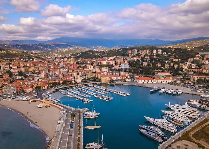 Lejlighed Imp - Gemma Marina Near Villa Grock Museu - Happy Rentals *