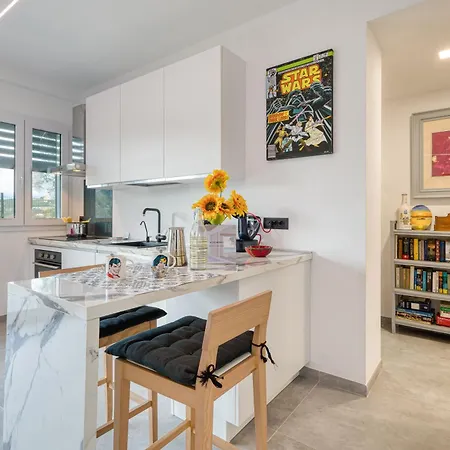 Gemma Marina Near Grock Museum - Happy Apartamento *