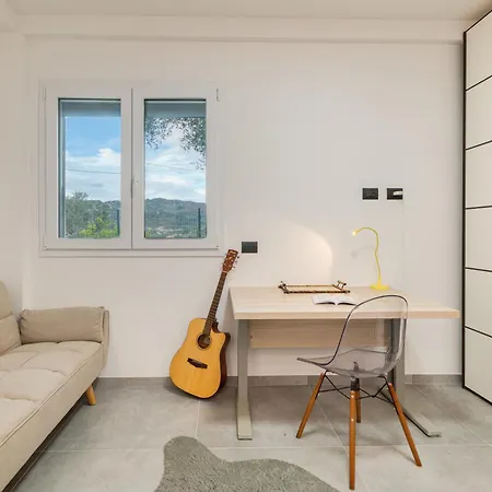 Appartement Gemma Marina Near Grock Museum - Happy